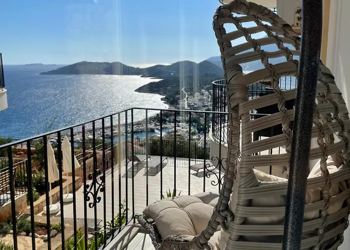 Carpici Kas, Luxury 3 Bed, 3 Bath, Duplex 卡斯