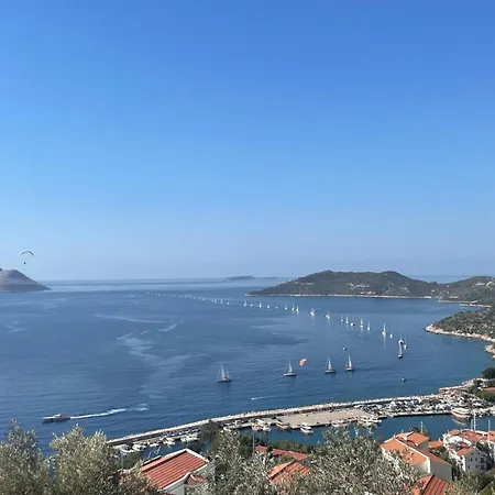 Carpici Kas, Luxury 3 Bed, 3 Bath, Duplex Appartement