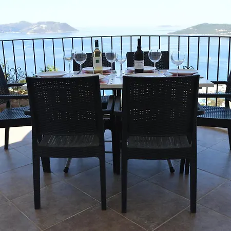 Carpici Kas, Luxury 3 Bed, 3 Bath, Duplex Apartment