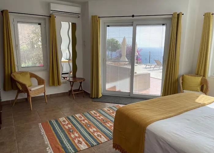 Carpici Kas, Luxury 3 Bed, 3 Bath, Duplex Appartement